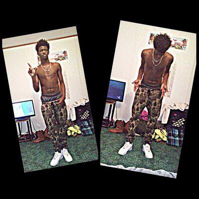 Follow me I'll follow back
Follow me on IG @Hotboy_Trap
Add me on SnapChat @datkidd300