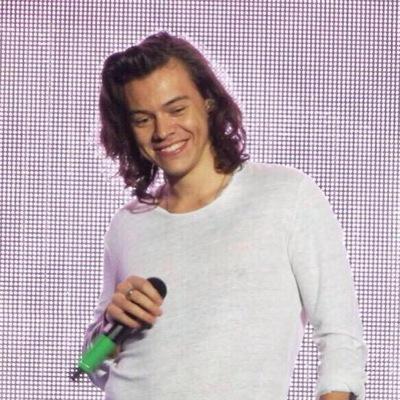 fullmoonharry's profile picture. He who is Brave is Free .x