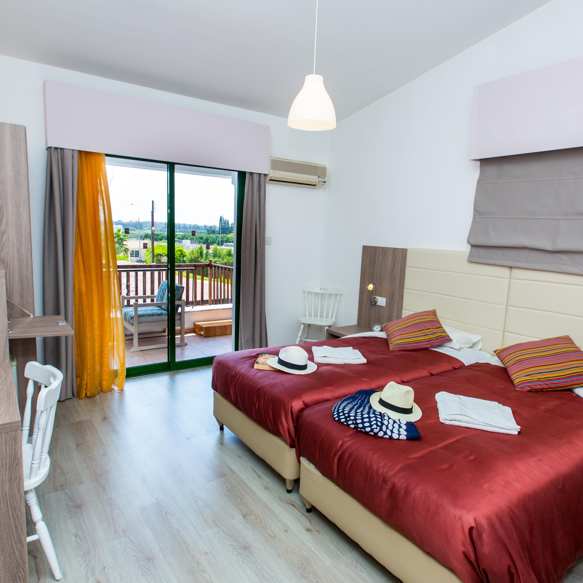 innpaphos's profile picture. 