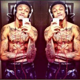 August Alsina is my inspriration nigga and he go hard fa da nation so if u sum bad to say bout him alsina nation gon show u how dey bang