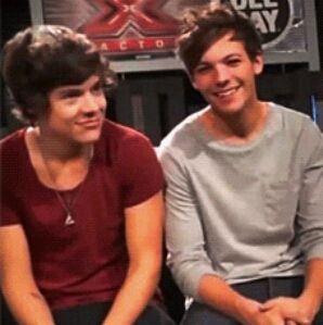 hi tiny kitty ! follow my baby @tinykidslarry she gives this free follow to you but just ask for a follow back ๑•‧̮ૣ•ૣ๑꒱⁾⁾ *•.