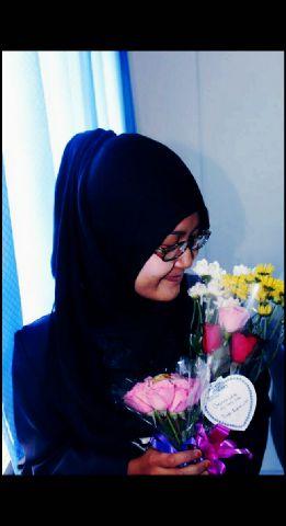 owner @rifindshop (Rumah Hijab dan Sepatu)