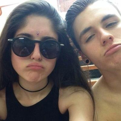 neerdyy's profile picture. 228