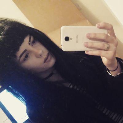 AmyLouiseEd Profile Picture