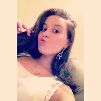 Sorria, só ria. Acalma a alma. Se derrame, se der ame. Releve, se eleve. Respira, e não pira✌