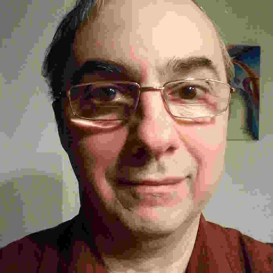 Marié. Amateur de spiritualité et de science pure.