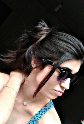 Sorria, só ria. Acalma, a alma. Se derrame, se der ame. Releva, se eleva. Respira, e não pira...SNP: leticiabatistta