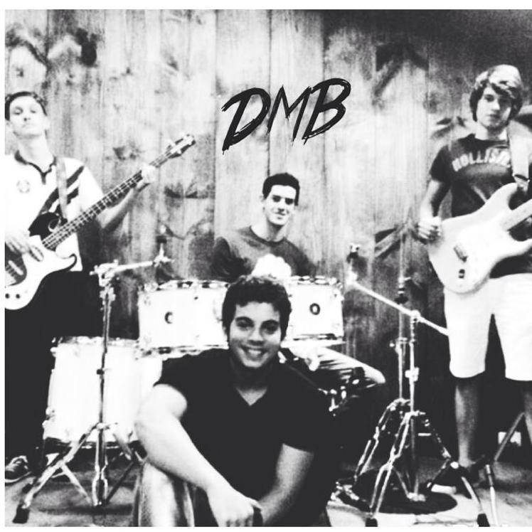 Twitter feito para ajudar na divulgação da banda @MicrofoniaBanda.