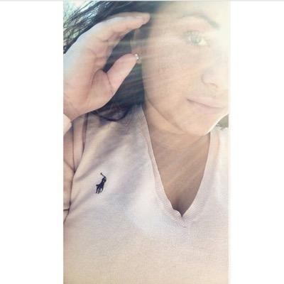 IG: belinda_23