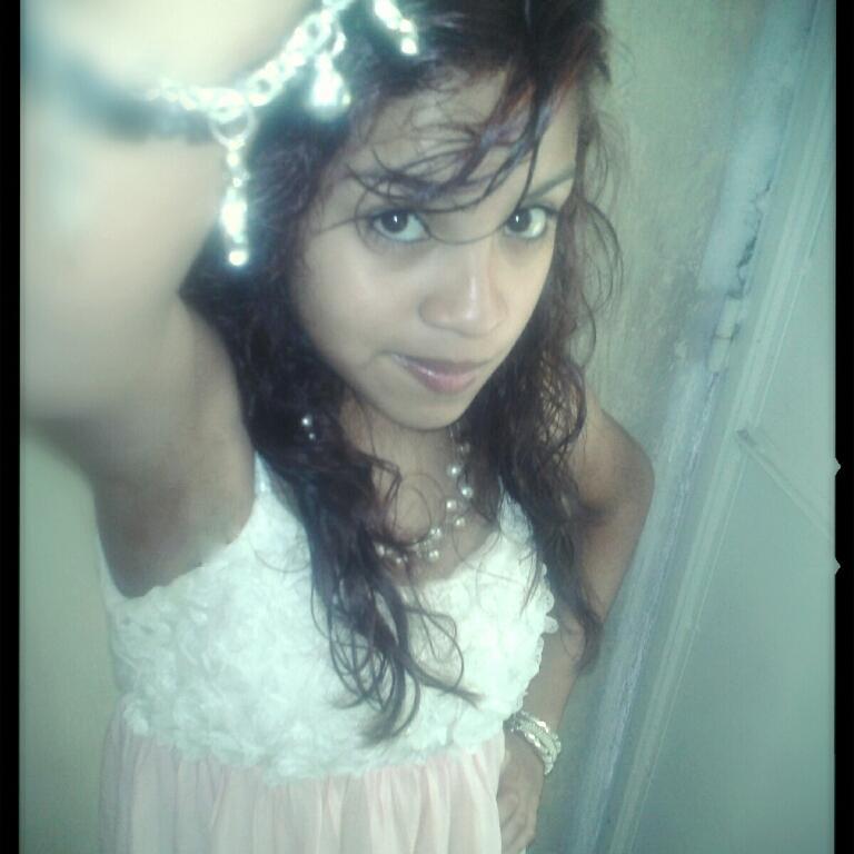 ~Confía en ti mismo para conseguir tus objetivos. La espera puede hacerse larga, pero todo esfuerzo tiene su recompensa \^.^/  #sonrie
