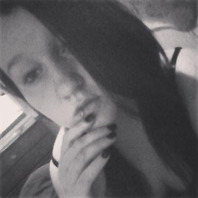 I love bands like Fall Out Boy,Panic! At The Disco,Paramore.(etc) I love to Sing,&Dance. https://t.co/MJam4I0Nec