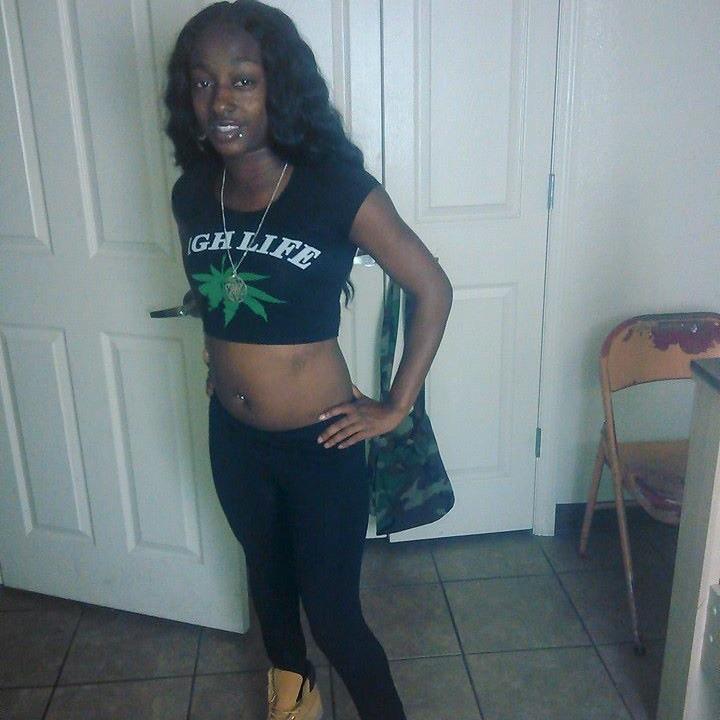 Miami , Fl Hottest Female Rap Artist Signed to @Mlsrecordsllc Booking:7862675836