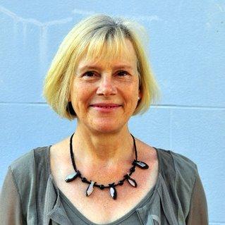 Alexander technique teacher in Bristol with ten years experience teaching individuals and groups as well.