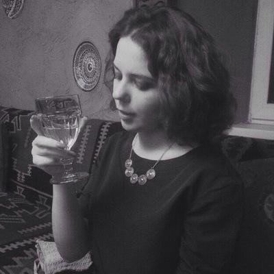 Serbian girl with French soul