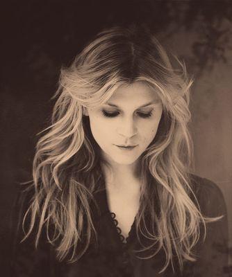 BeautyAndSpells's profile picture. It's odd isn't it? How vain people believe I am. Oh well, I have my family. #TheMagicReturns