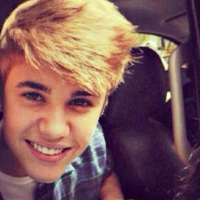 We make a living by what we get, but we make a life by what we give.❤️ (/.^)/ #followforfollow xoxo