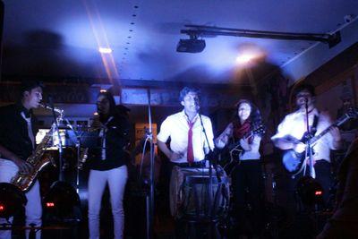 mamboramusica's profile picture. Somos una banda colombiana que busca fusionar ritmos oriundos de nuestro país con influencias de la musica anglo. http://t.co/5HLQfU2S07