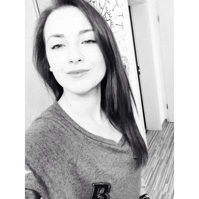 LauraHowald's profile picture. LAURA HOWALD 
Hardstyle Hardcore Frenchcore 
home is where the hardest music is