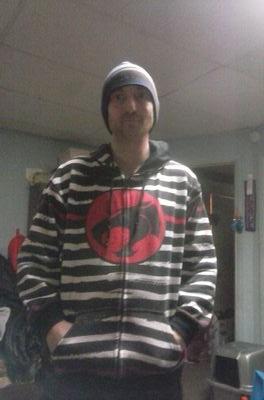 Im a 33year old dad with a good personalilty and a good sense of humor and I love life and I love living life on lifes terms.....