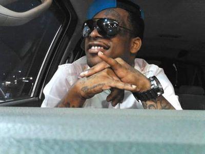 Eazie_Bandoe's profile picture. 