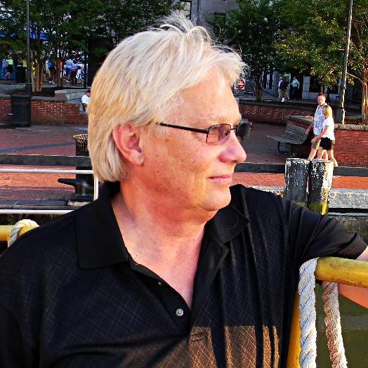 Entrepreneur, and Social Media Consultant at Social Joey