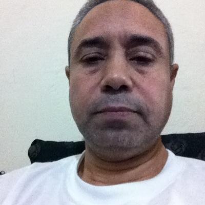 انا احب الصداقة واحب الناس الحلوين