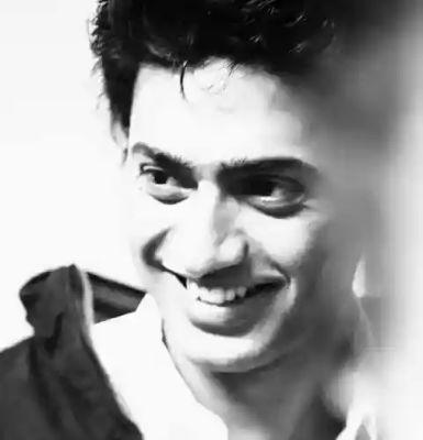devsbrotherraj's profile picture. ❤still learning !!! pure hearted ( @idevadhikari, @YourKoel & @iamsrk ) biggest fan, he is my Idol, Inspiration & Everything !!! He is my Oxygen ❤