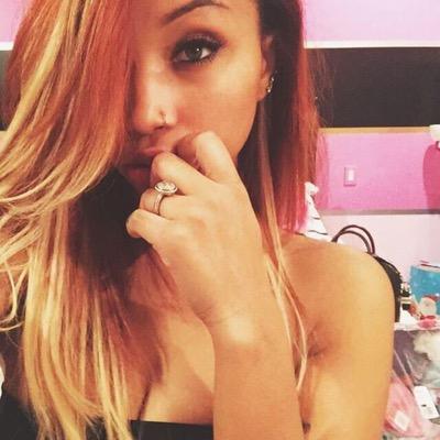 ItsKaitMcKay's profile picture. •booty•