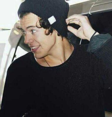 please retweet all of my tweets for #Vote1DUK #KCA!!! REMEMBER 1 RT = 1 VOTE     ( @joyfullyhes )
