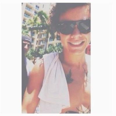 @cakepophxrry gave you this free follow