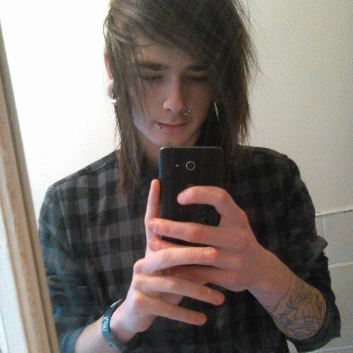 fvckingtwat's profile picture. 