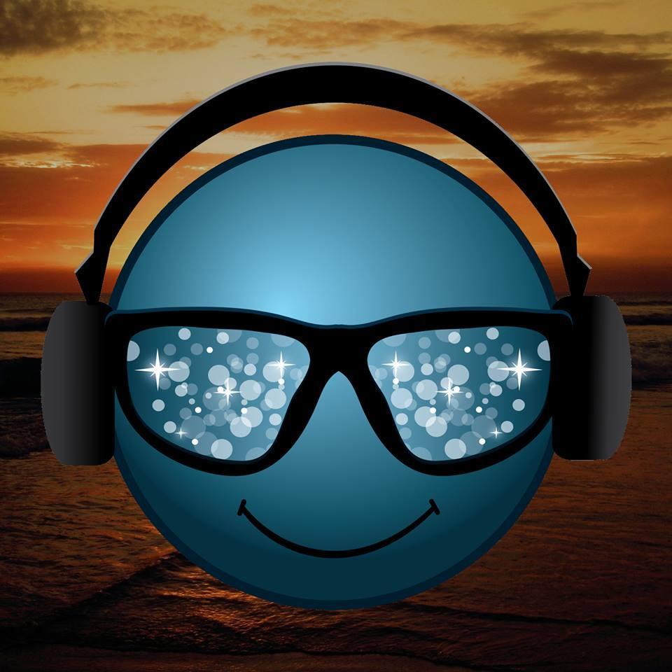 Programa radias de Lunes a Viernes de 7 a 10am. desde Playa Union-Rawson. musica, noticias deportes! sintonizanos radio virch 90.5