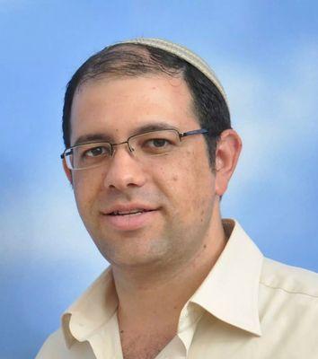 amichai100's profile picture. 