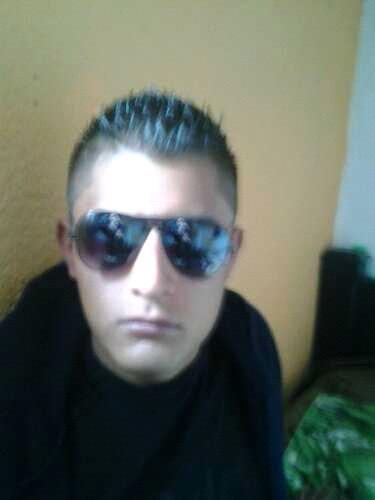 AparArielito's profile picture. 