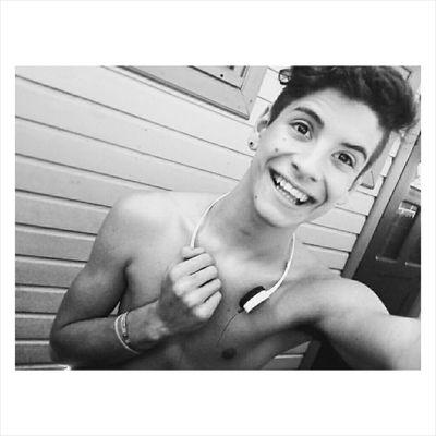 //@wittenicolas 05-02-15 // @villalobossebas/ MIS IDOLOSSSSS