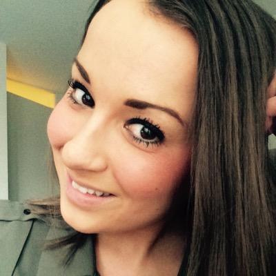 D_nise89's profile picture. 27 jaar/ Front Office medewerkster/ Emmen / Gastvrouw Atlas Theater