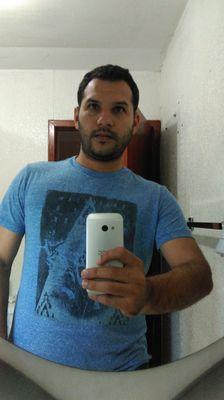 Tabasqueño
Lector asiduo de noticias y acusado de creer en conspiraciones (que resultan ser ciertas), humanista, izquierdoso, de temperatura alta.