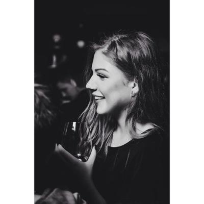 VikaTitova2's profile picture. instagram: VIKATITOVA_