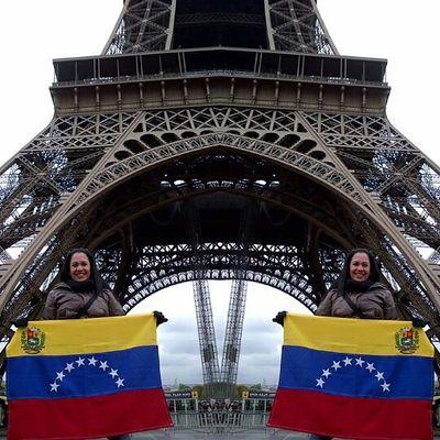 Donde quiera q este, siempre serás mi estandarte... #Venezuela.