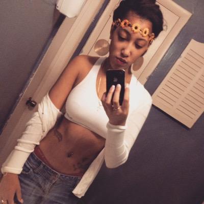 KEISHAkeishaa's profile picture. K.L.C. 21 ✌-✋☝ ~Kisses