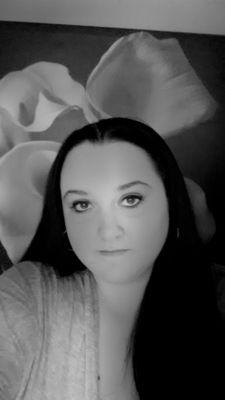 casey_molly's profile picture. 