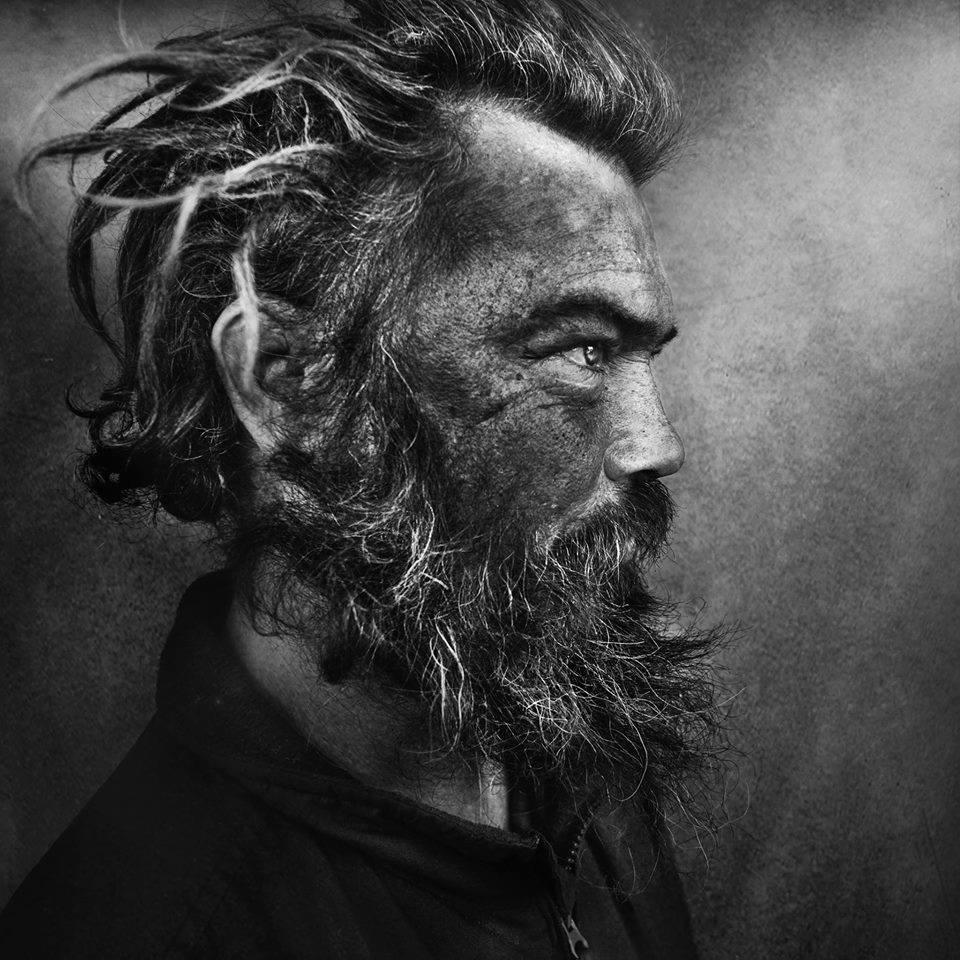 badrkasenagui's profile picture. 