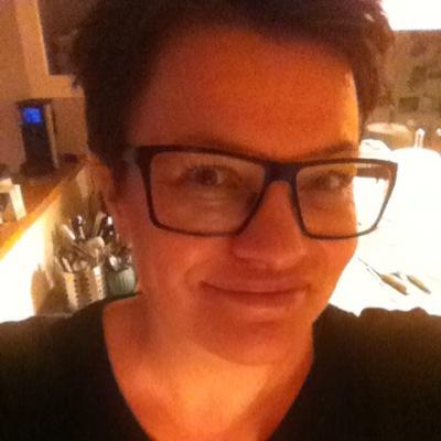 Tweeter om lidt af hvert. Mest om energi, pudsigheder og lidt mere energi.
