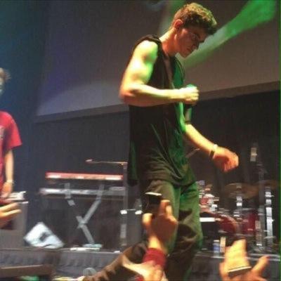 Free follow from @RIDEGILINSKY follow back !!