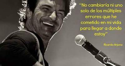 ''Vivir es exprimir cada minuto y soñar; soñar y despertar para seguir soñando -Ricardo Arjona.