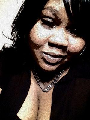 kikiana07's profile picture. 