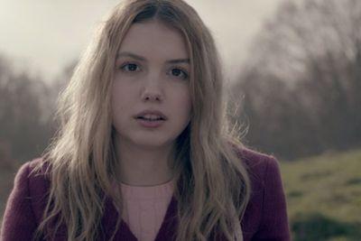 GIFs and Pictures of Skins uk (none are mine, credit to owners)