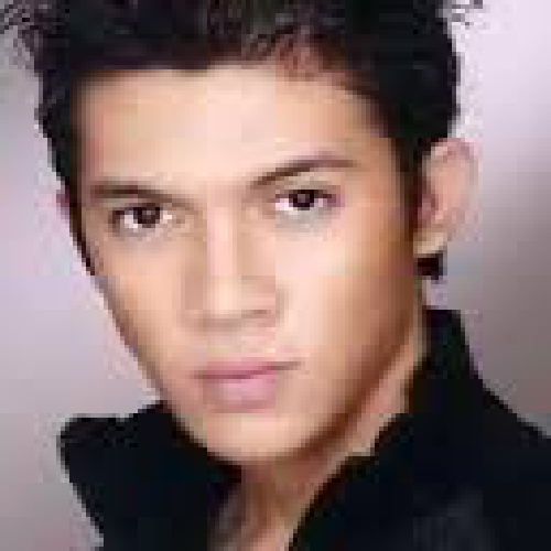 __zorasq__'s profile picture. 9 SHS♥