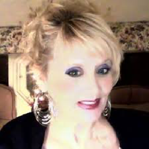 hijuhumz___'s profile picture. Ordinary Friends♥