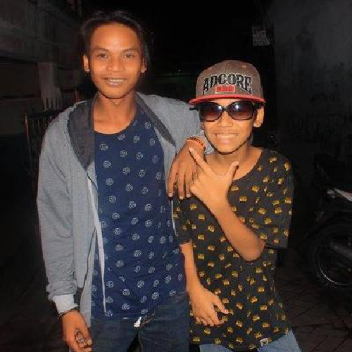 trobohj__'s profile picture. gak boleh nangis gak boleh sedih ..